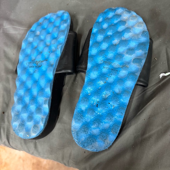 Off-White "Quotes" leather slide sandals in black with a blue sole size 40 EU 7 - Picture 5 of 7
